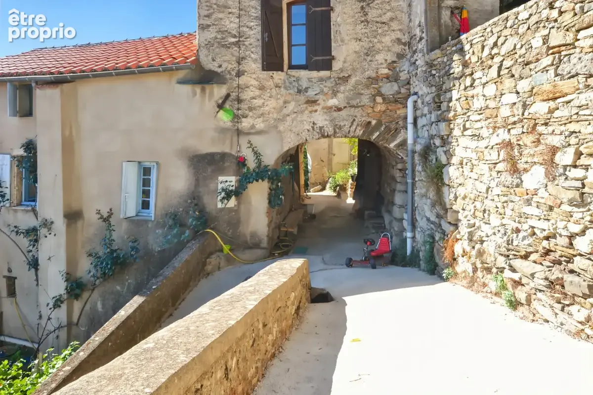 Roquebrun – proche saint-chinian et berlou – maison 3 pièces – 75 m² – 2 chambres – terrasse – cave – vue dégagée – très calme - photo 8