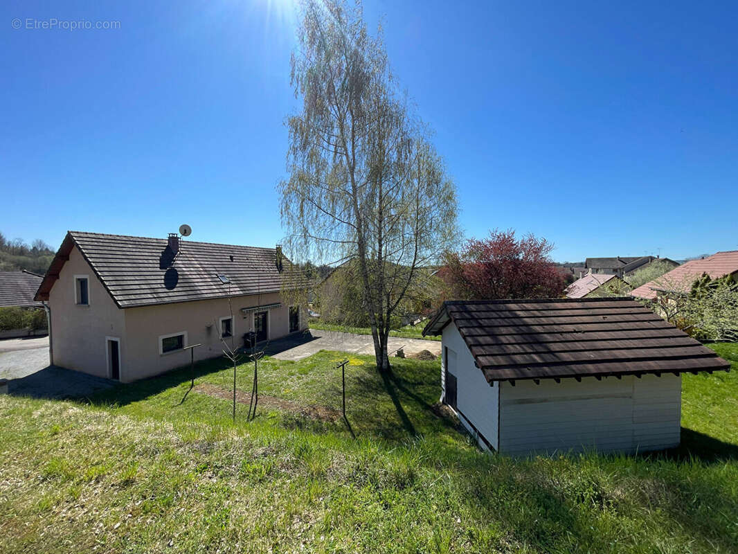 Maison à CLAIRVAUX-LES-LACS