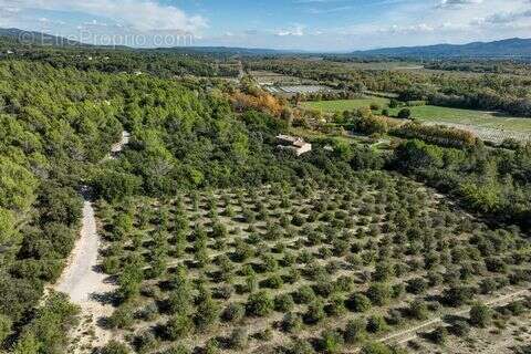 Maison 268 m² à Lourmarin  - photo 2