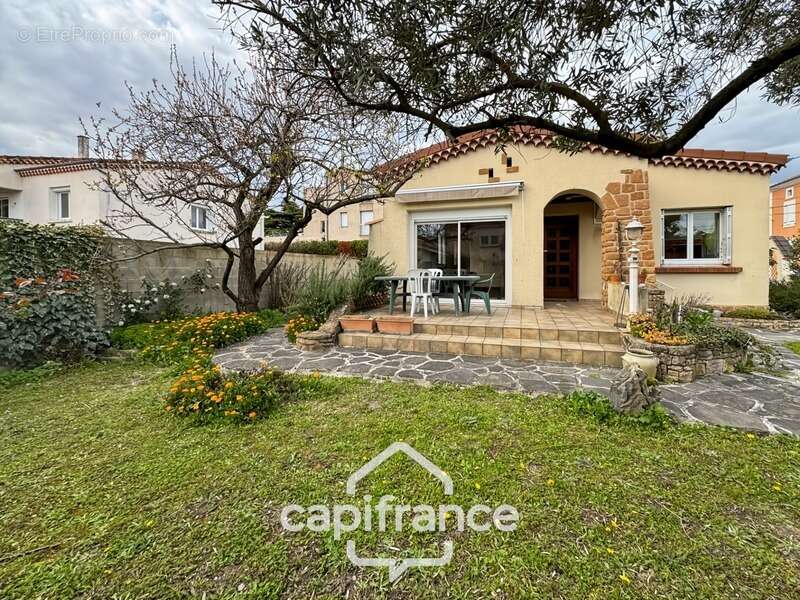 Maison à TOURNON-SUR-RHONE