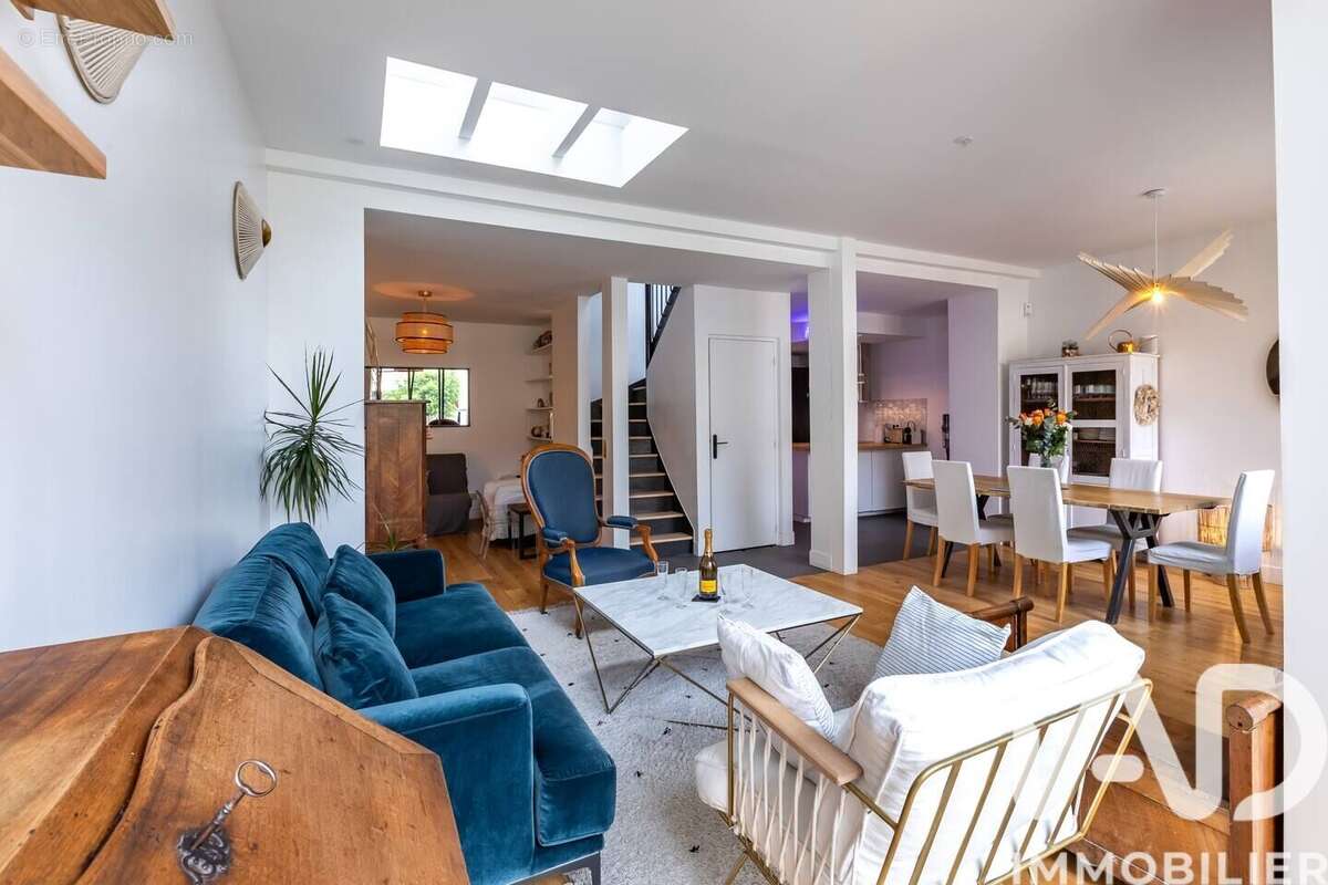 Photo 3 - Maison à GENTILLY