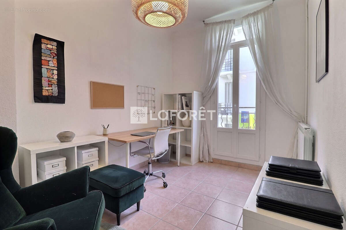 Appartement Toulon 3 pièce(s) 58 m2 - photo 3