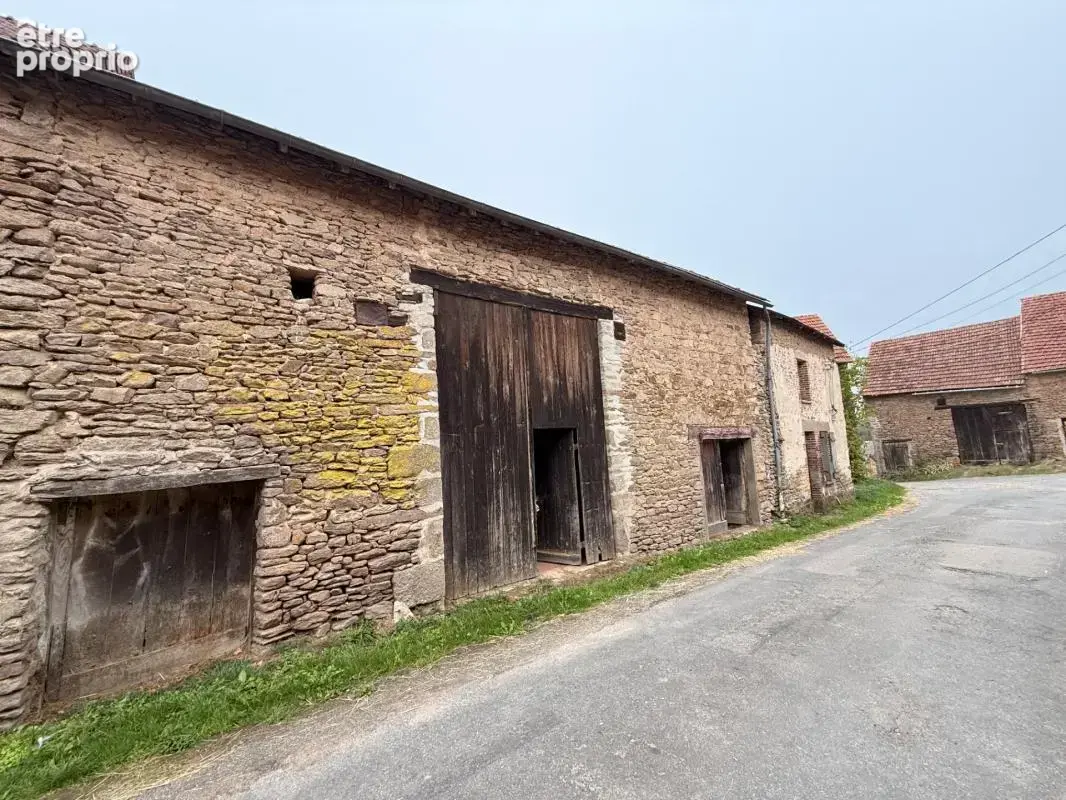 EN EXCLUSIVITE ! Maison en pierre 57m² à restaurer avec grange et garage sur terrain 486m² 29 900 € - photo 13