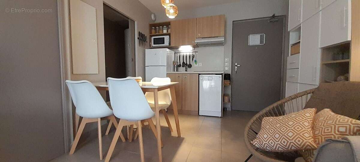 Appartement à LA LONDE-LES-MAURES