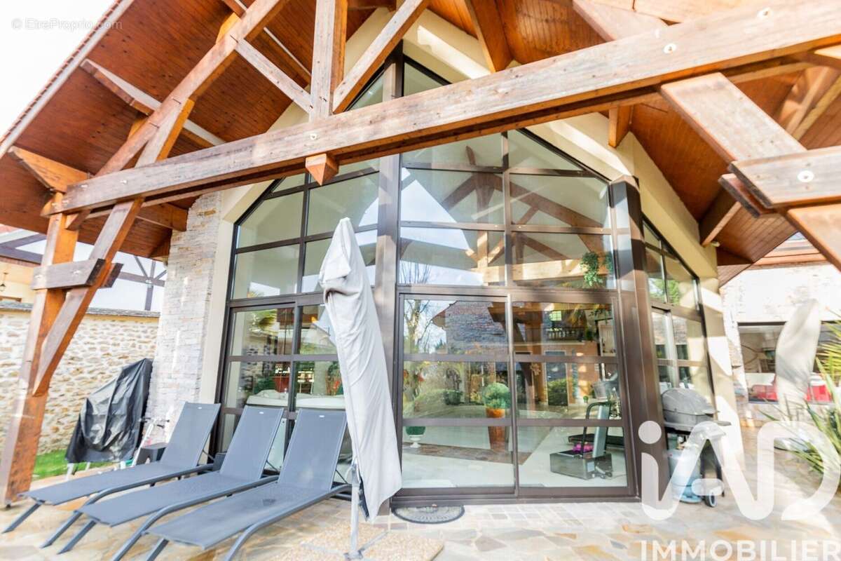 Photo 3 - Maison à VERRIERES-LE-BUISSON