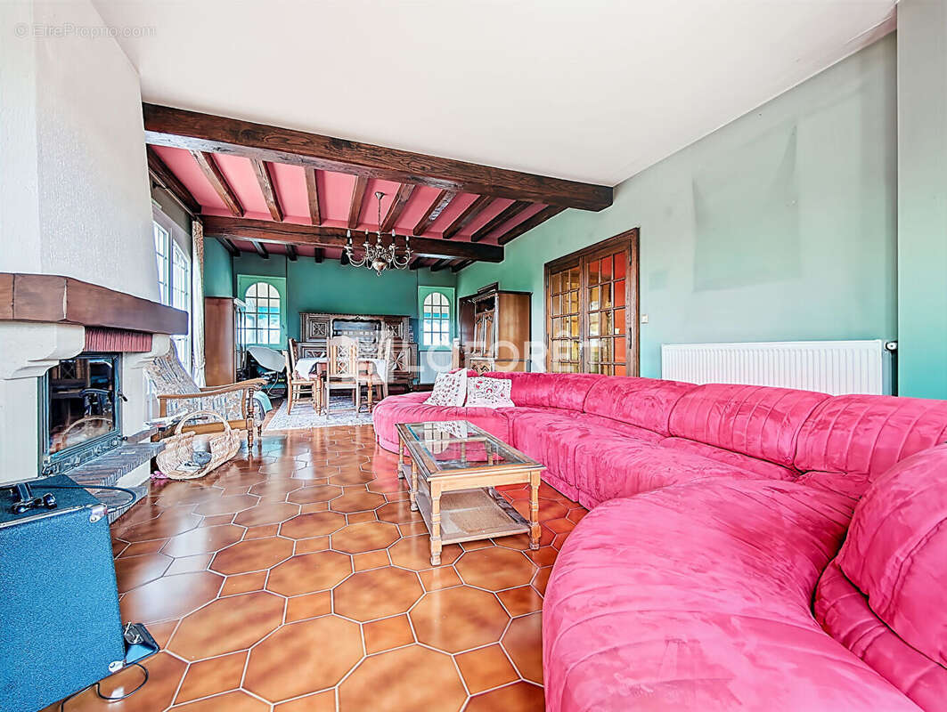 Maison à MONTILLIERS