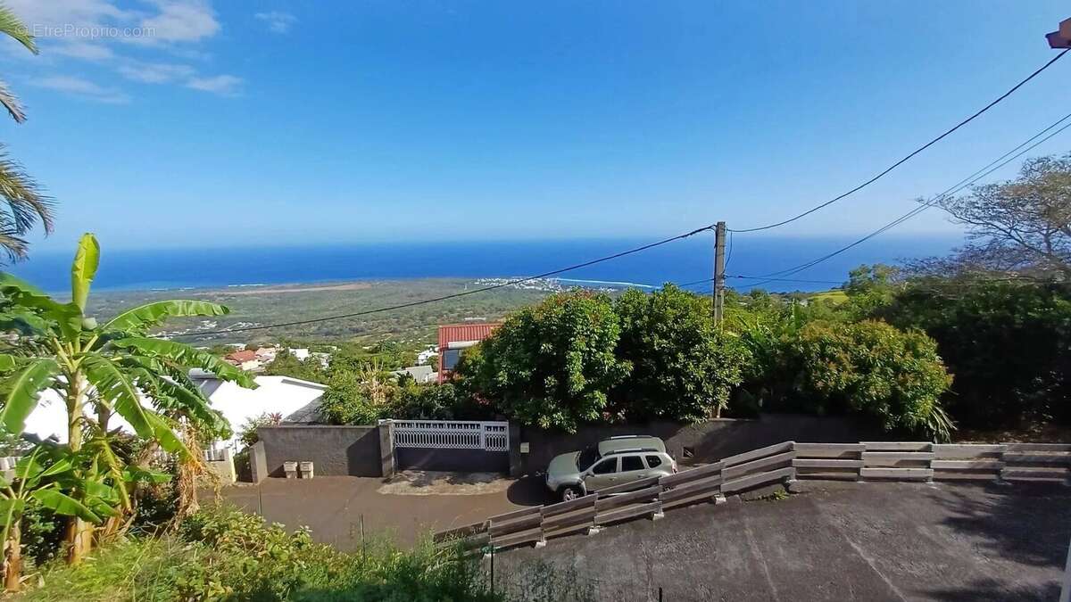 Maison à LES AVIRONS