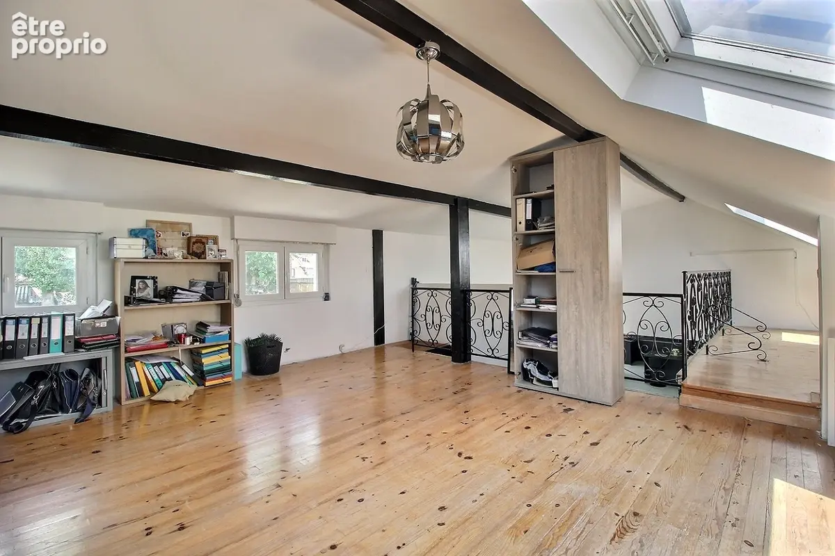 Plain-pied 180m² - Garage - Jardin - 4 chambres - photo 8
