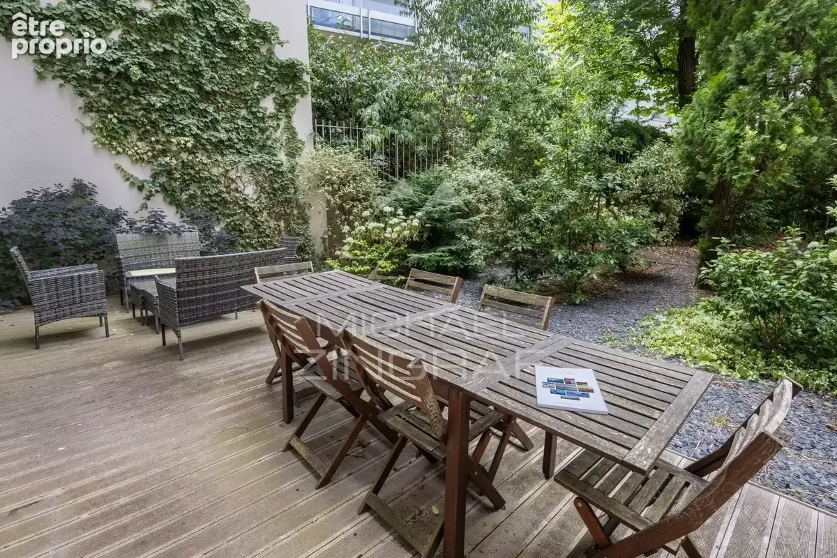 A vendre - 2 Pièces - Inkermann-  Jardin - Lycée Pasteur- Bon état - photo 2