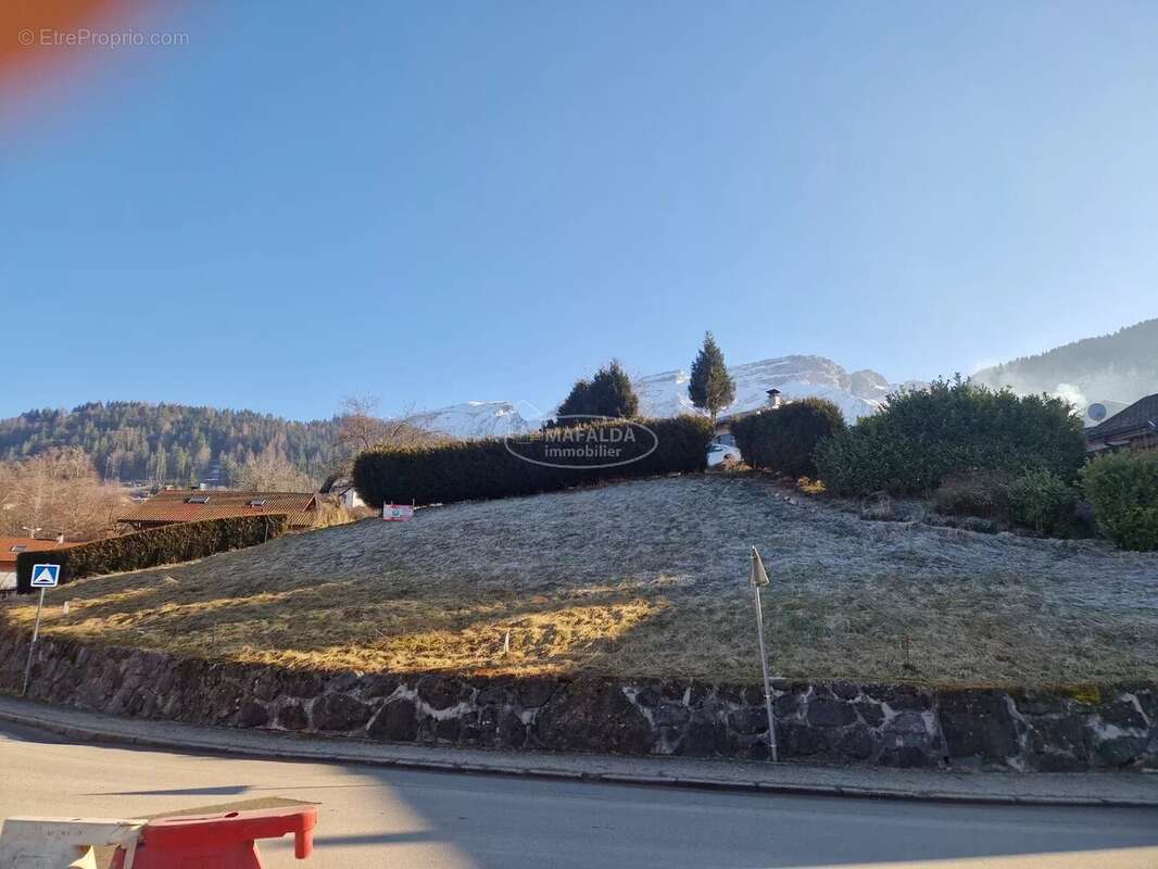 Terrain à MONT-SAXONNEX