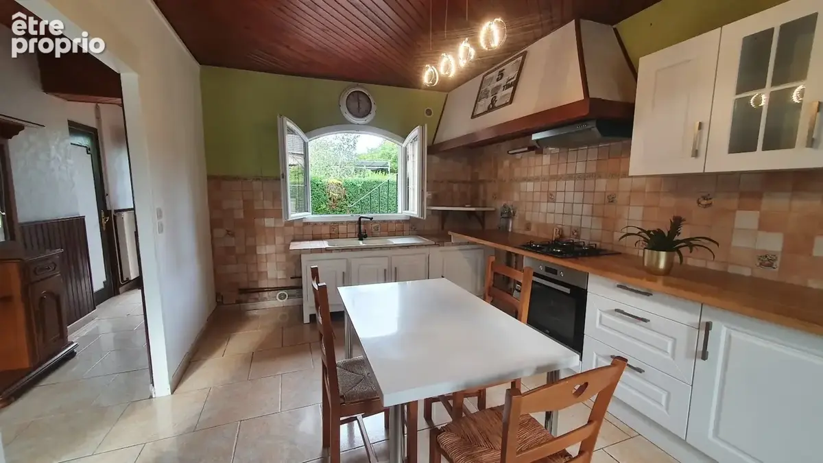 Maison à vendre 4 pièces  de 87 m² avec 3 chambres à TRICOT (60) - photo 2