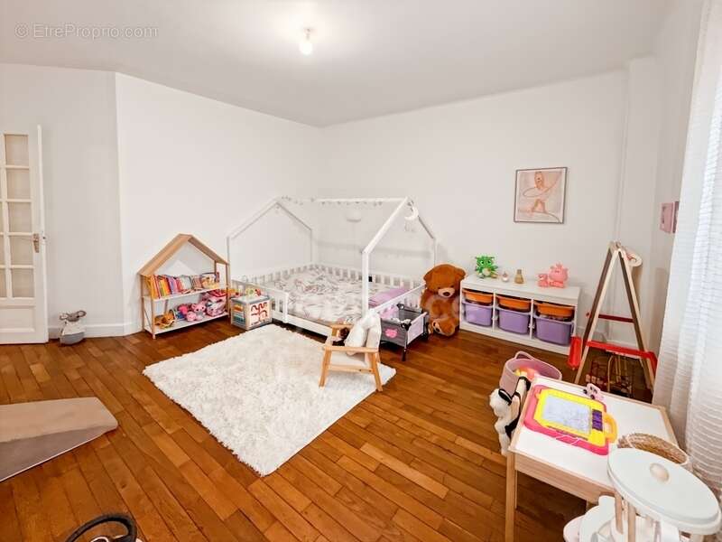 Appartement à MONTCEAU-LES-MINES