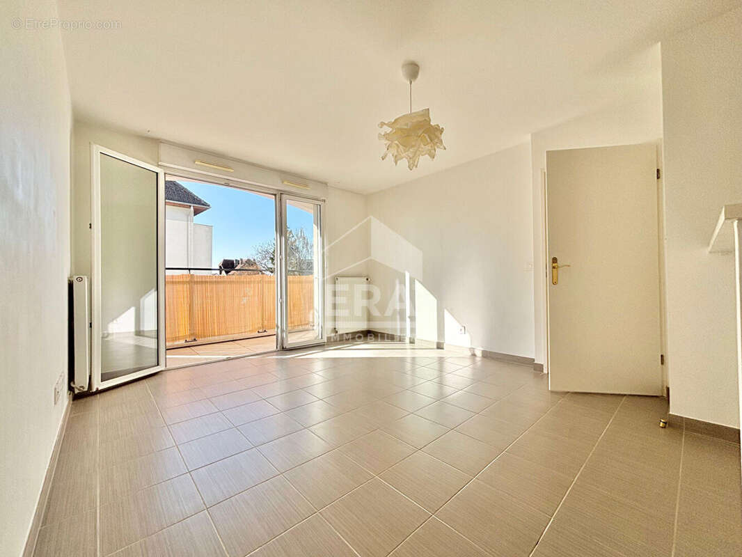 Appartement à PONTAULT-COMBAULT