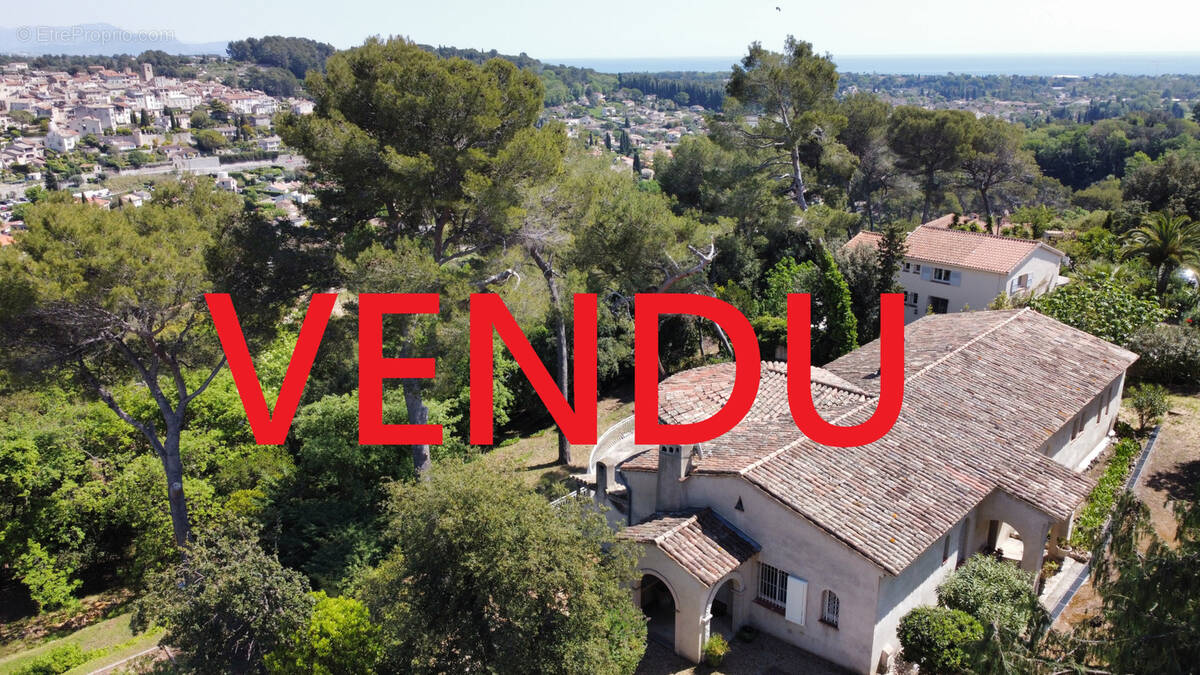 Maison à BIOT