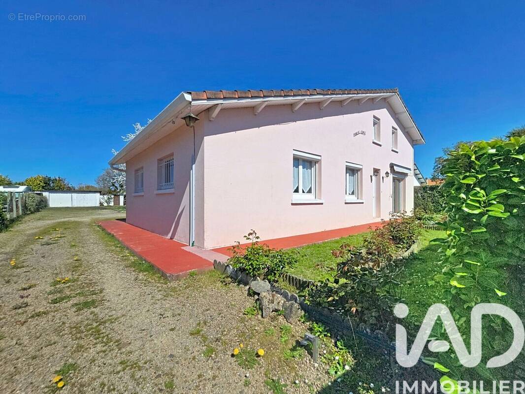 Photo 1 - Maison à SAINT-MAURICE-SUR-ADOUR
