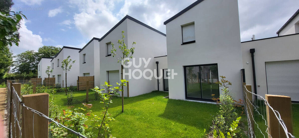 Maison à GRAND-CHAMP