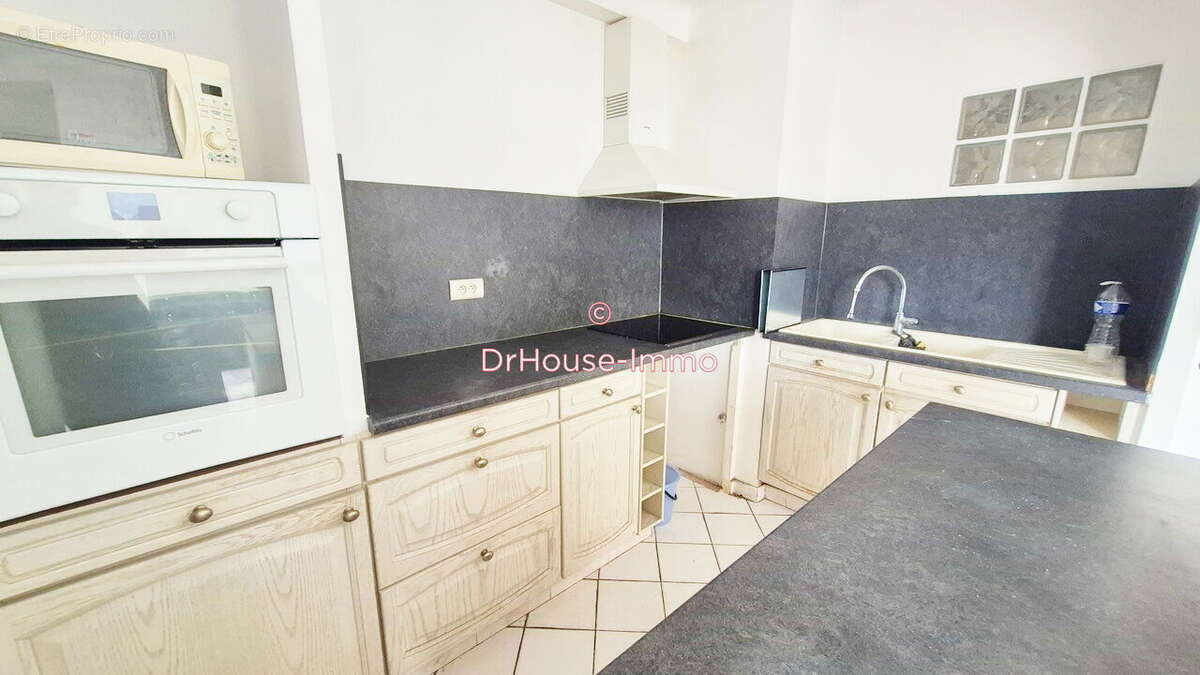 Appartement 64 m² à Marseille-14e  - photo 9