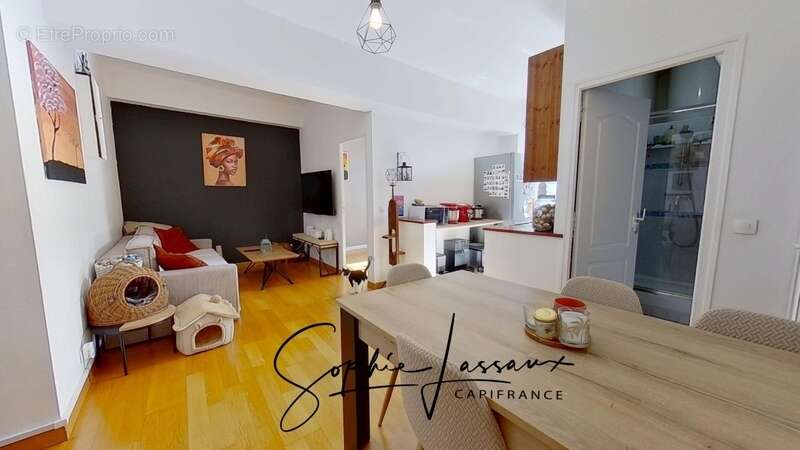 Appartement à MAGNY-EN-VEXIN
