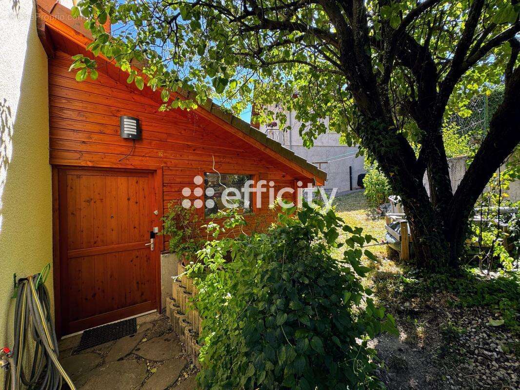 Maison 180 m² à Saint-Firmin  - photo 14