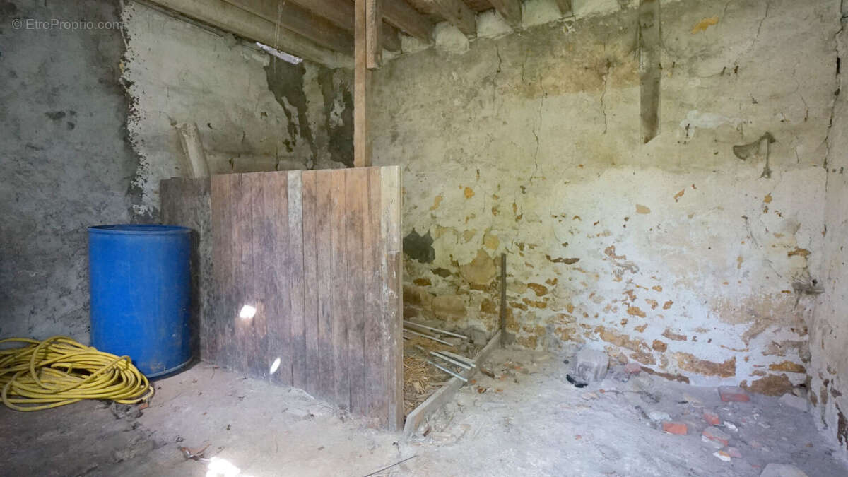 Maison à MEZIERES-SUR-SEINE