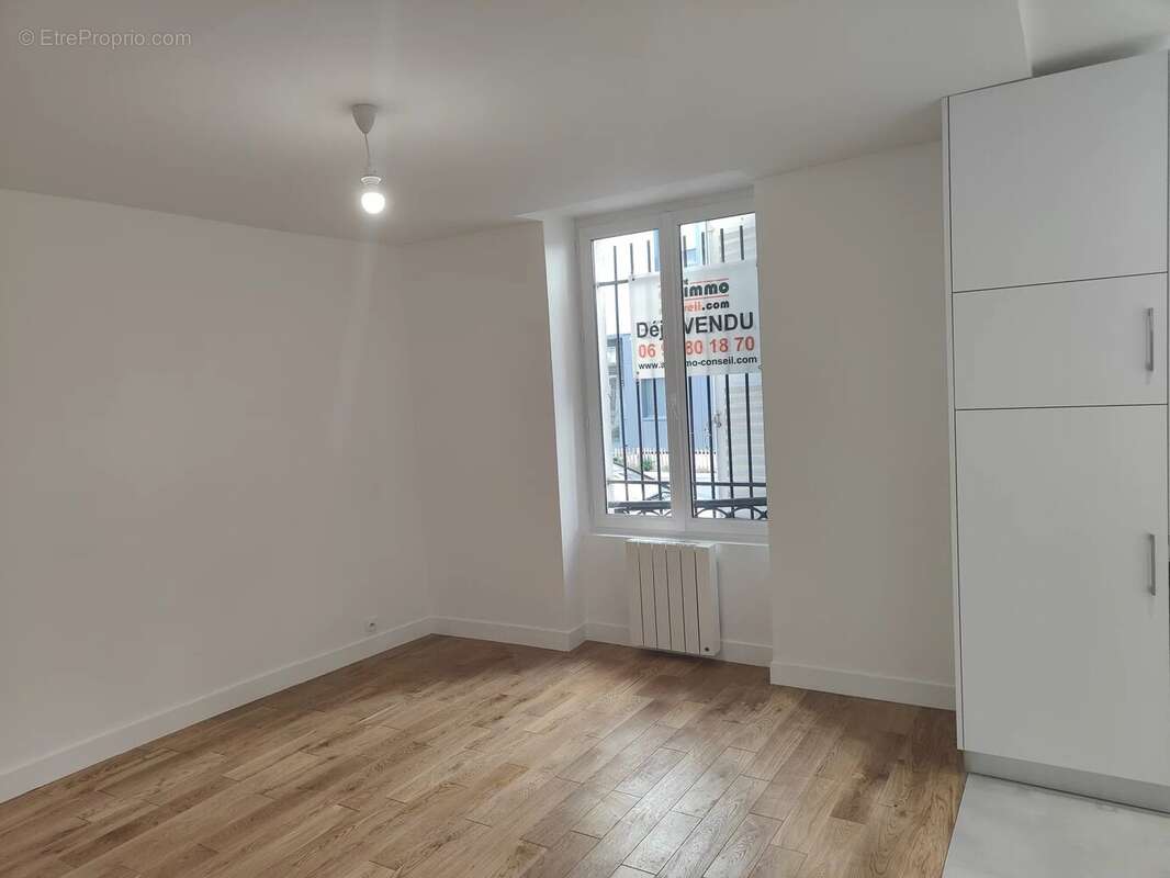 Appartement à PARIS-20E