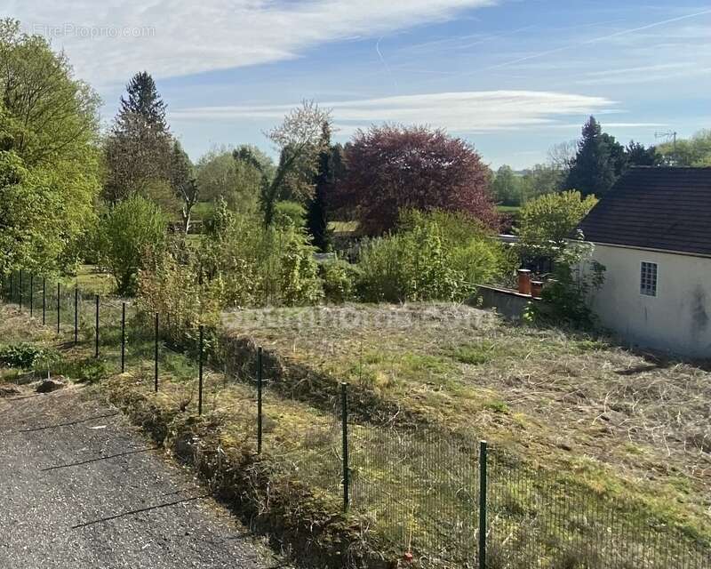 Terrain constructible à vendre de 679,00 m² à NOISY SUR OISE (95) - photo 2