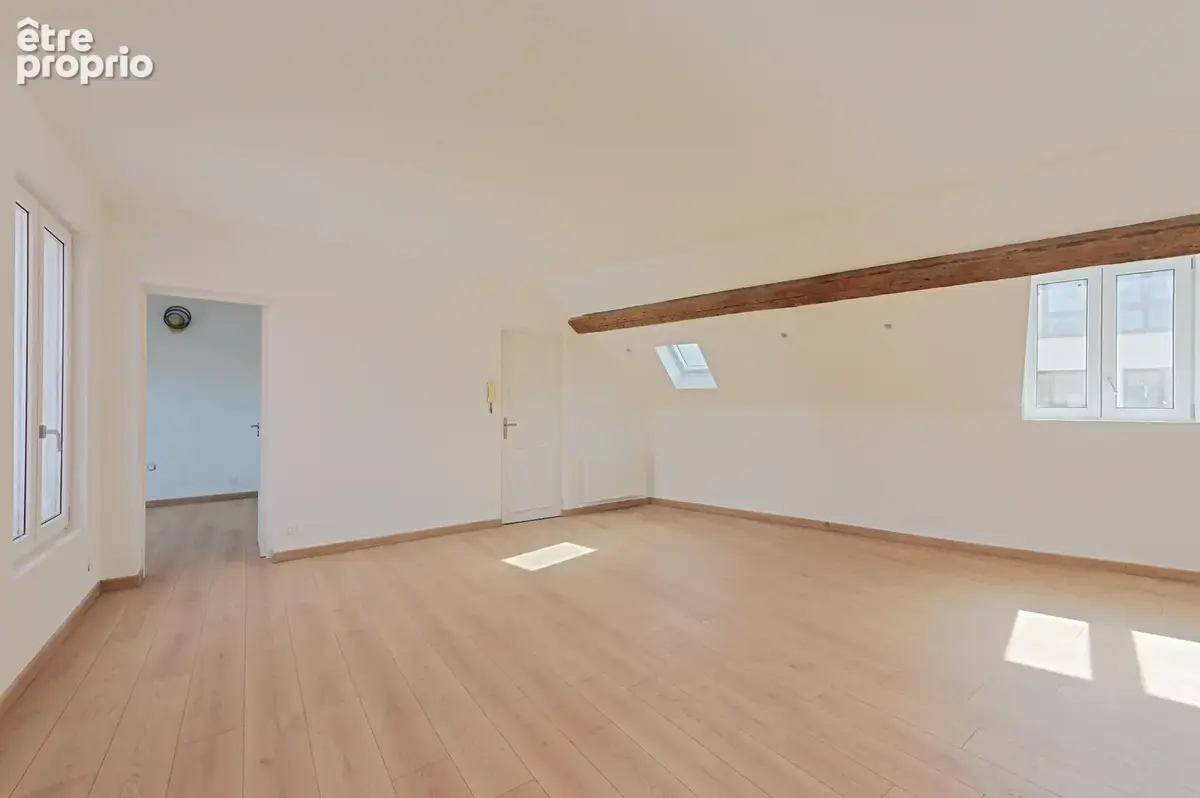 Centre-Ville- Appartement 3 pièces refait à neuf - photo 2