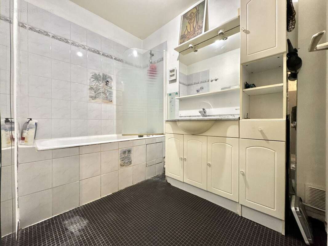 Appartement à SURVILLIERS