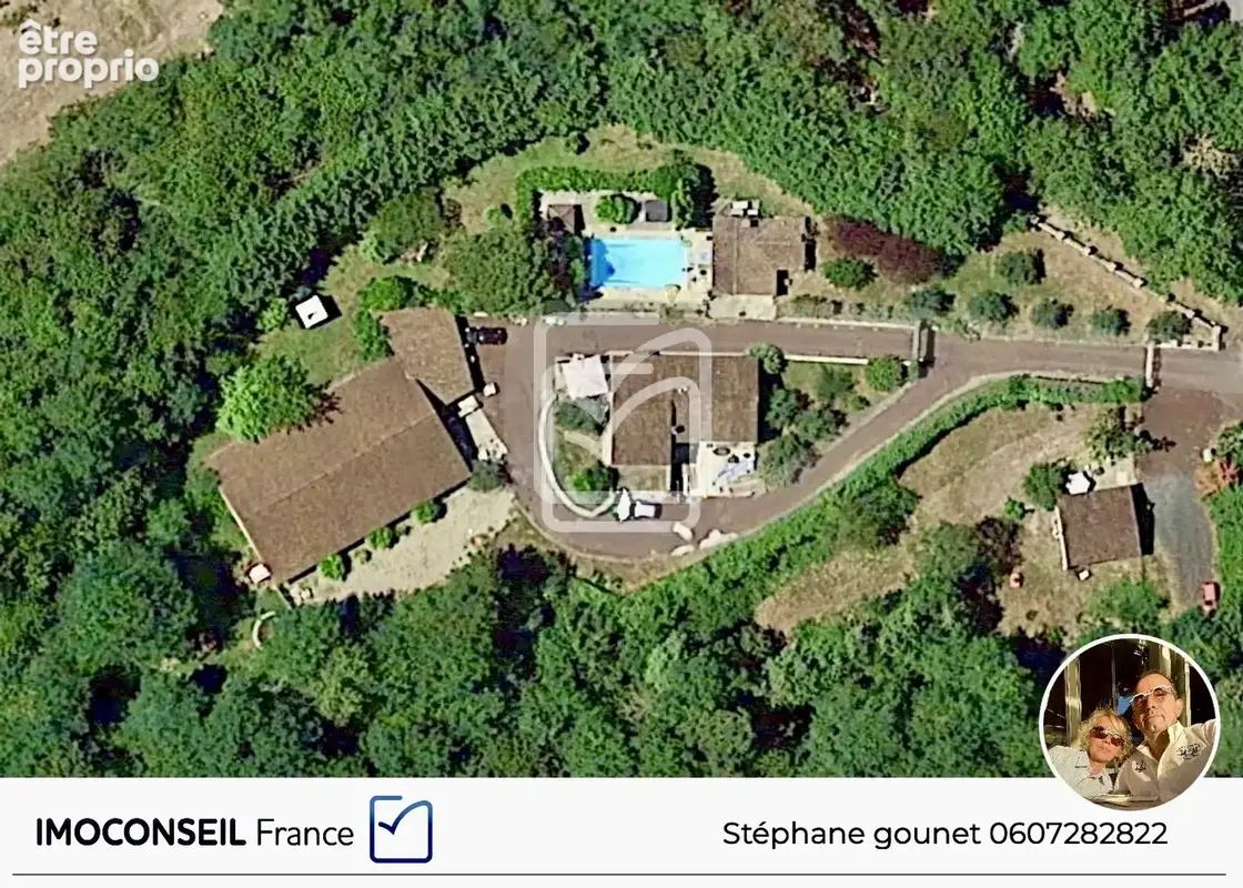 Vente privée exclusive - Splendide ensemble immobilier avec maison et dépendances, piscine et parc arboré clos - photo 1