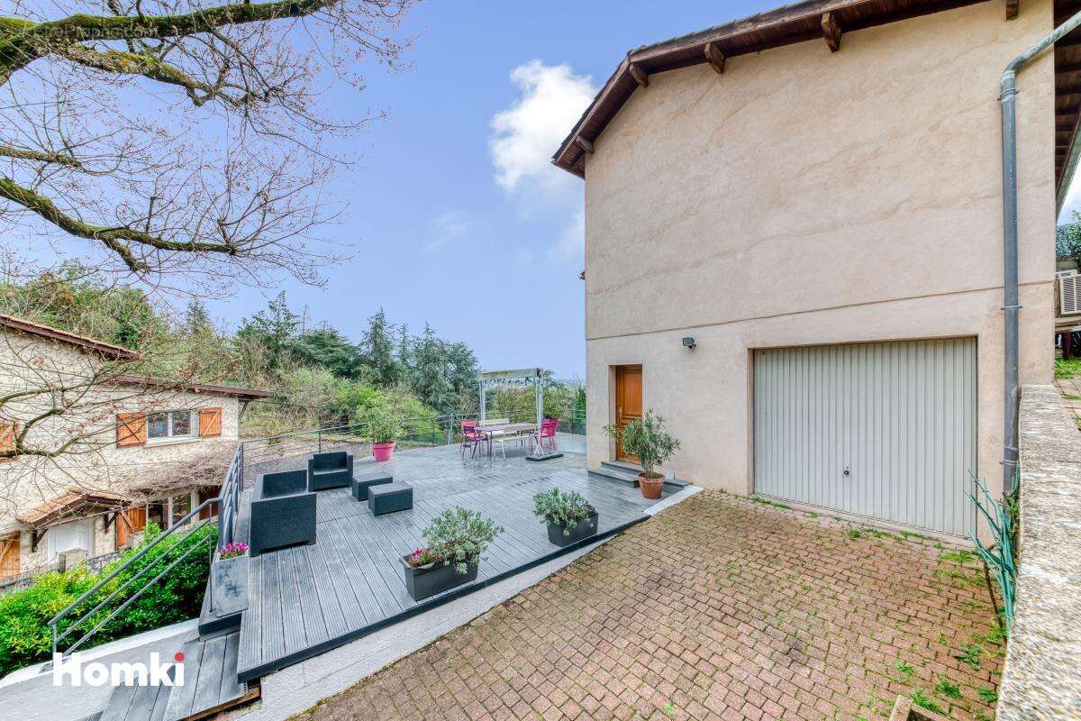 Maison à RILLIEUX-LA-PAPE