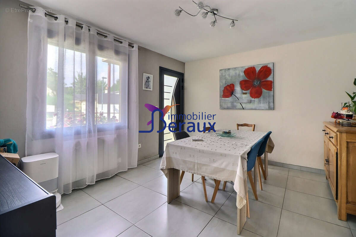 Maison 124 m² à Yainville  - photo 6