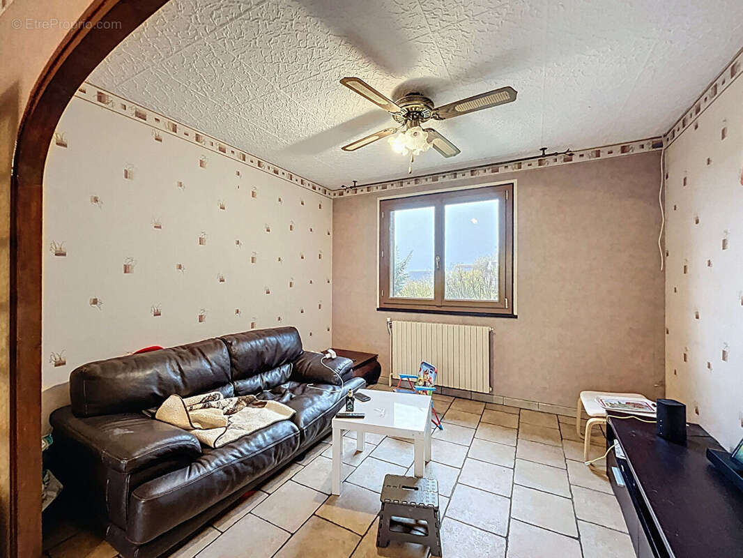 Maison à SAINT-MICHEL-SUR-ORGE