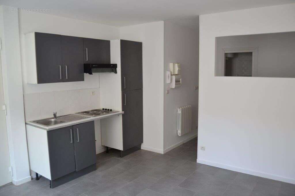 Appartement À Vendre - photo 2
