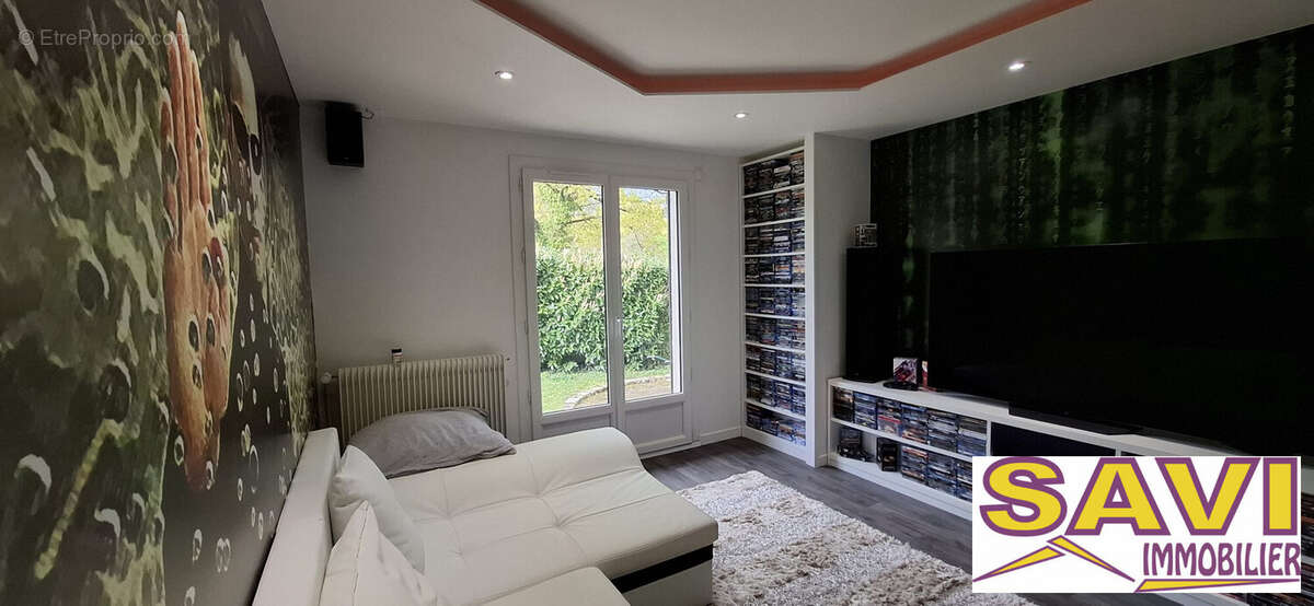 Maison à FERRIERES-EN-GATINAIS