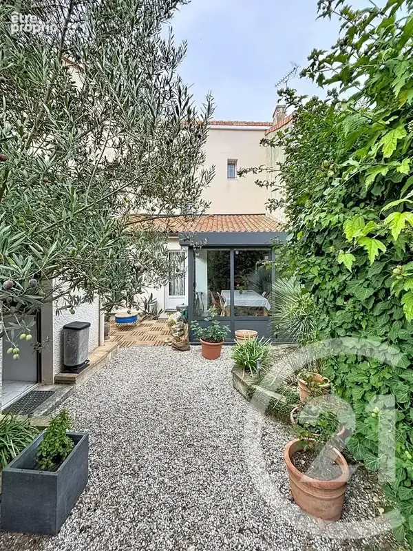 Maison 5 pièces 92 m² à vendre à Angouleme (16000) - photo 1