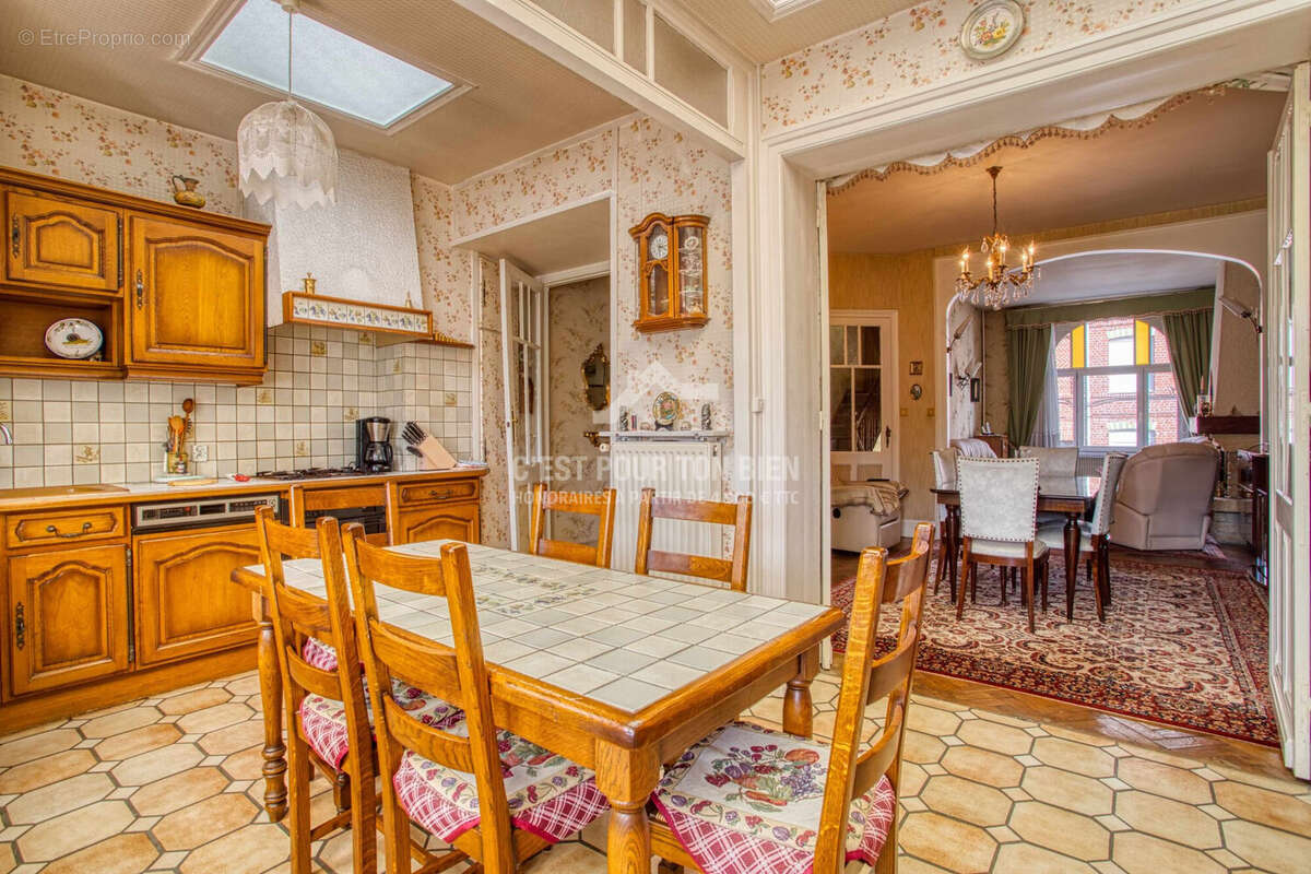 Maison à MONS-EN-BAROEUL