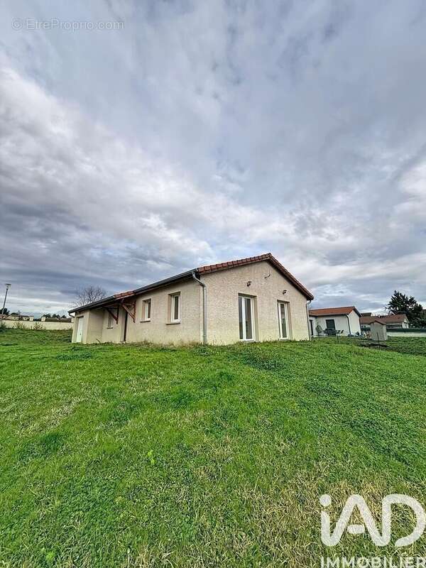 Photo 3 - Maison à VILLEREST