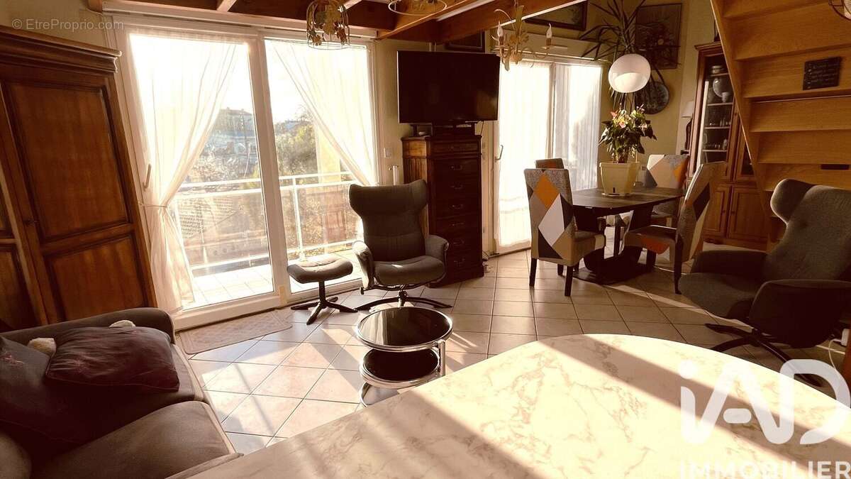 Photo 2 - Appartement à SAINTES