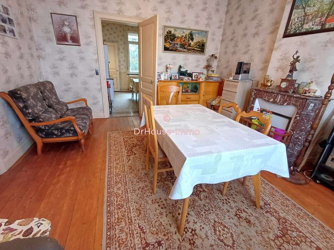 Maison à SAINT-QUENTIN
