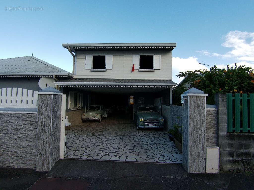 Maison à SAINT-BENOIT