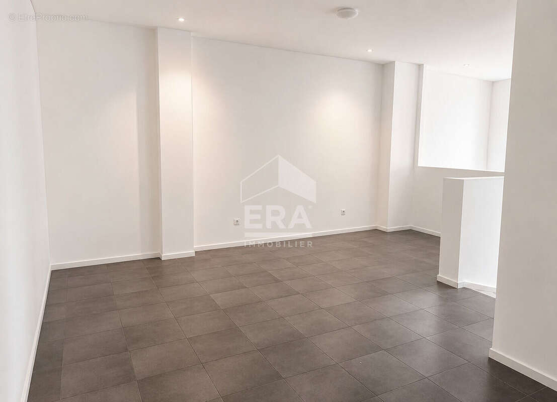 Local commercial 125m² à carcassonne - photo 2