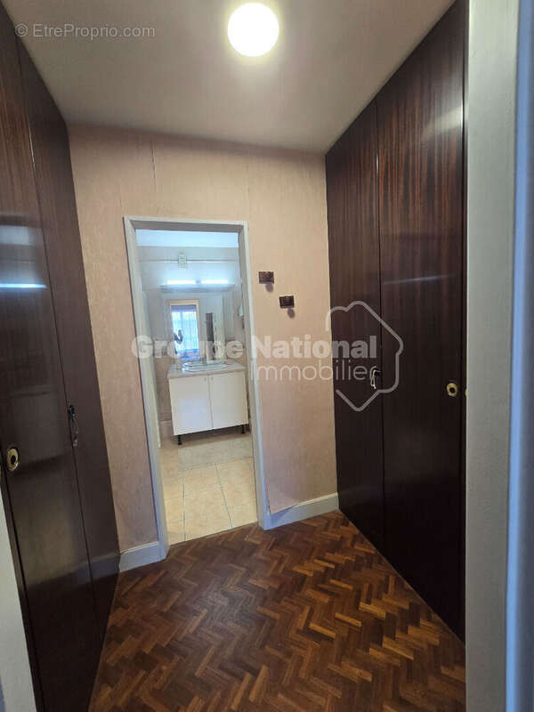 Appartement à VERSAILLES