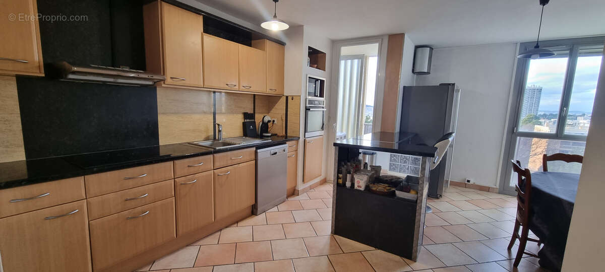 Appartement à MARSEILLE-10E
