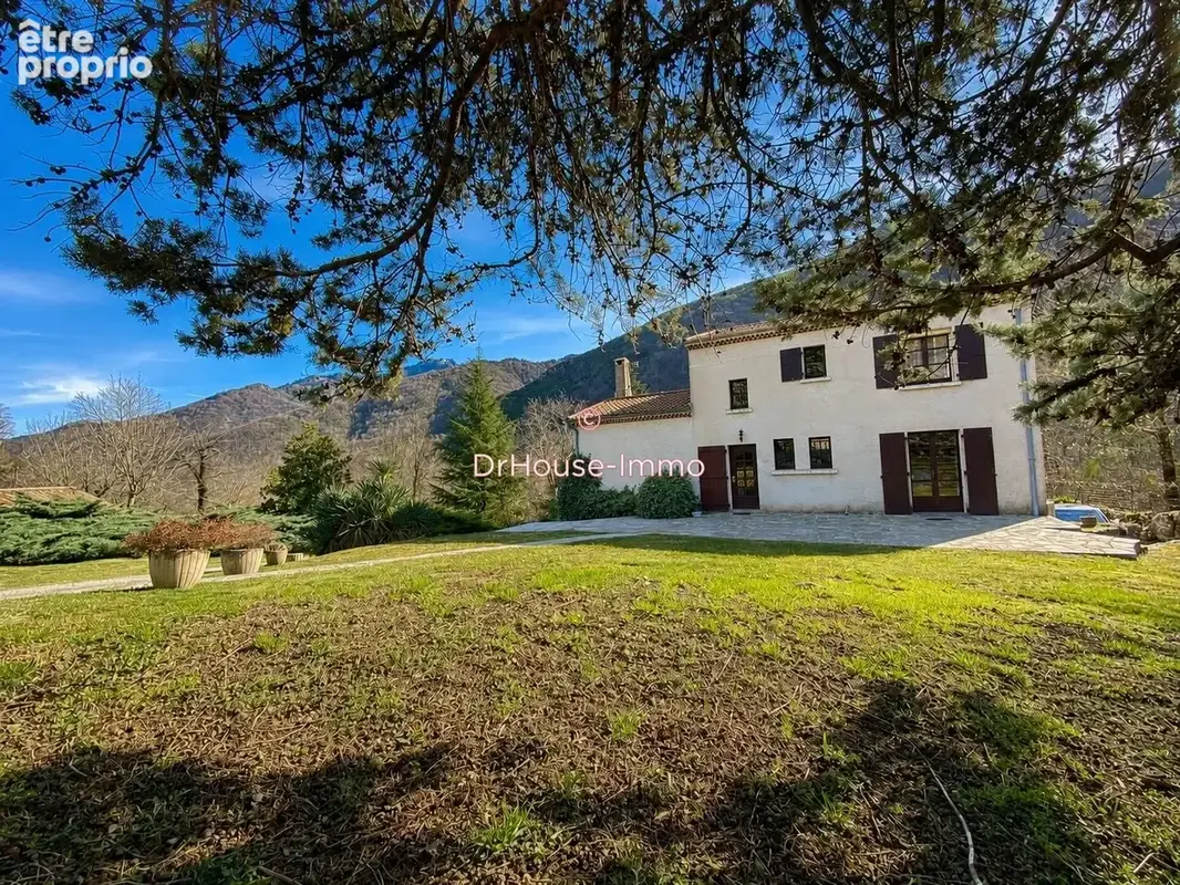 Maison 132 m² à Mayres  - photo 2