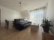 Appartement à COUBERT