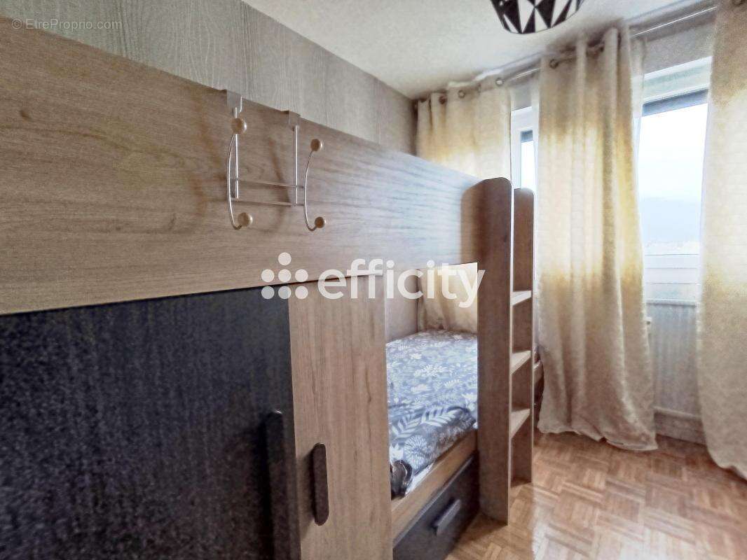 Appartement à ECHIROLLES