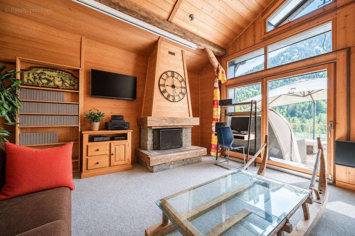 Maison de 6 pièces de 193 m² à Saint-Jean-d’Aulps - photo 2