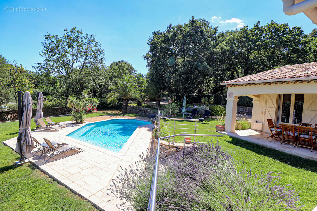 Maison à DRAGUIGNAN
