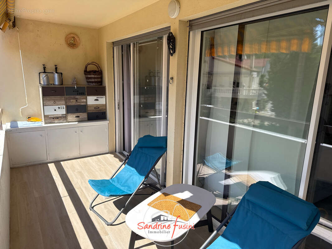 Appartement à VENCE