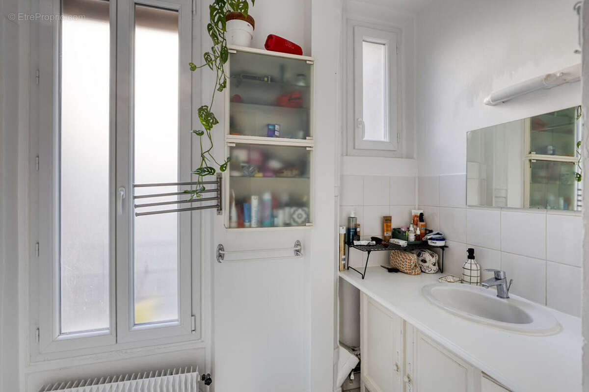 Appartement à PARIS-18E